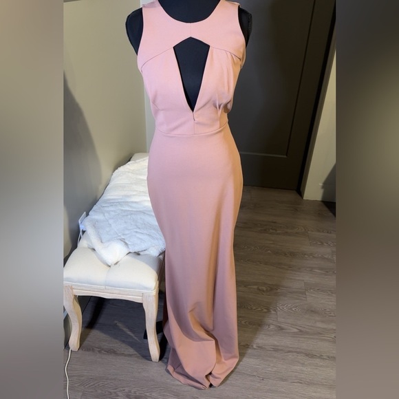 None Dresses & Skirts - Dusty Rose Sleeveless Dress